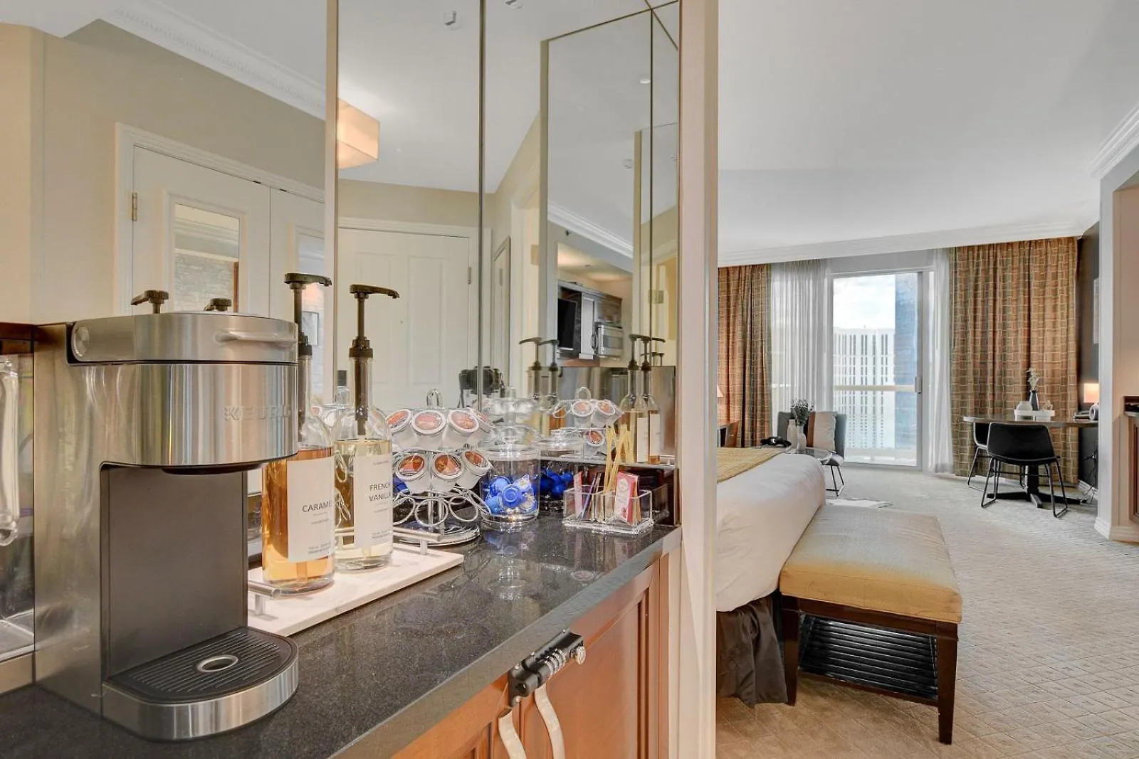 Premium Suite Mgm Signature High Flr Balcony Strip View Las Vegas
